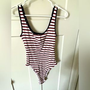 ***SOLD*** 
H&M Bodysuit